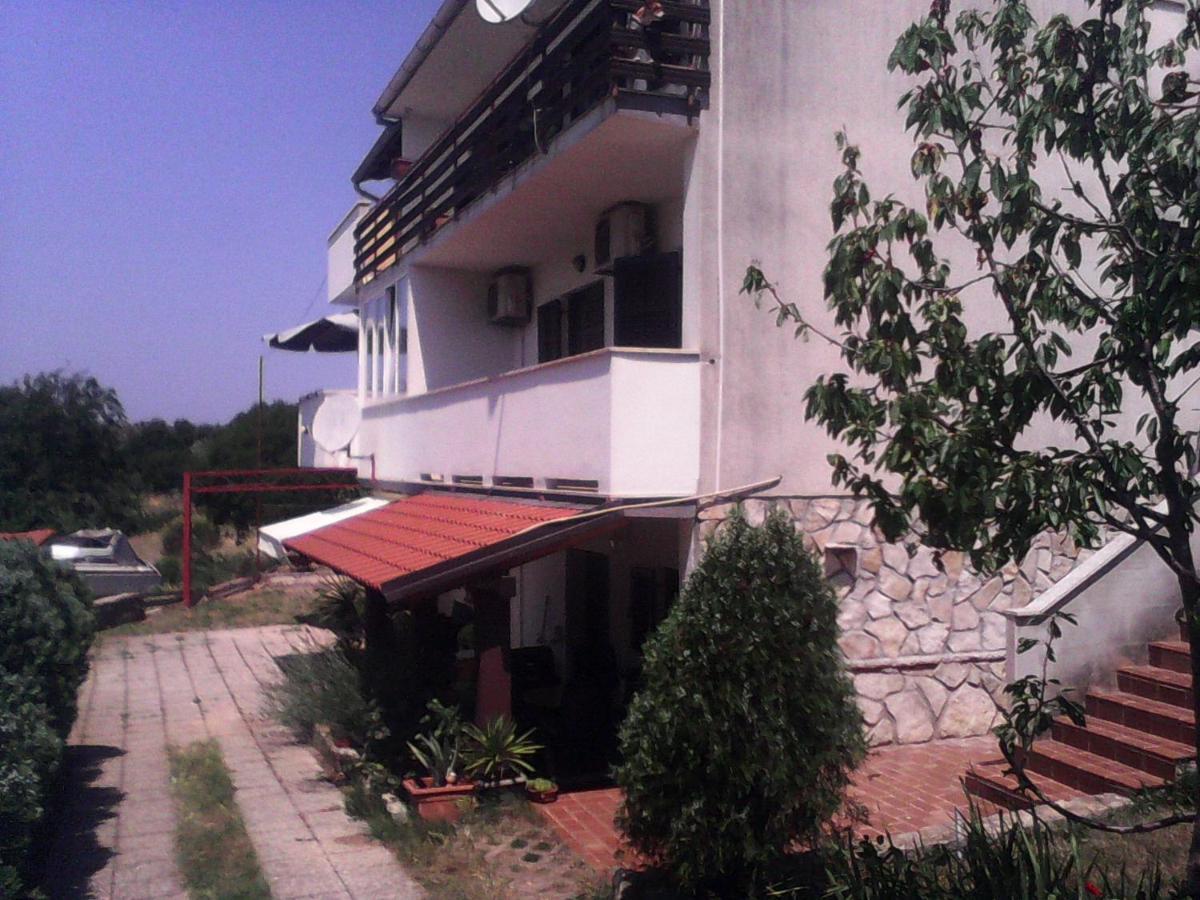 Apartman Mirko Пула Экстерьер фото