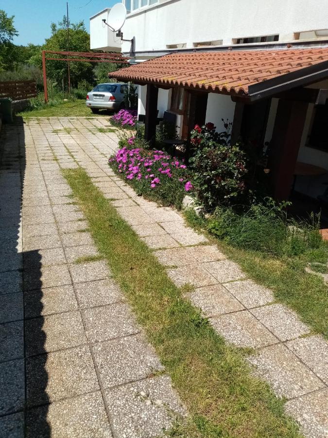Apartman Mirko Пула Экстерьер фото